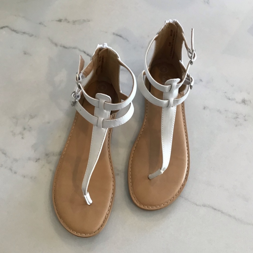 Girls sandals